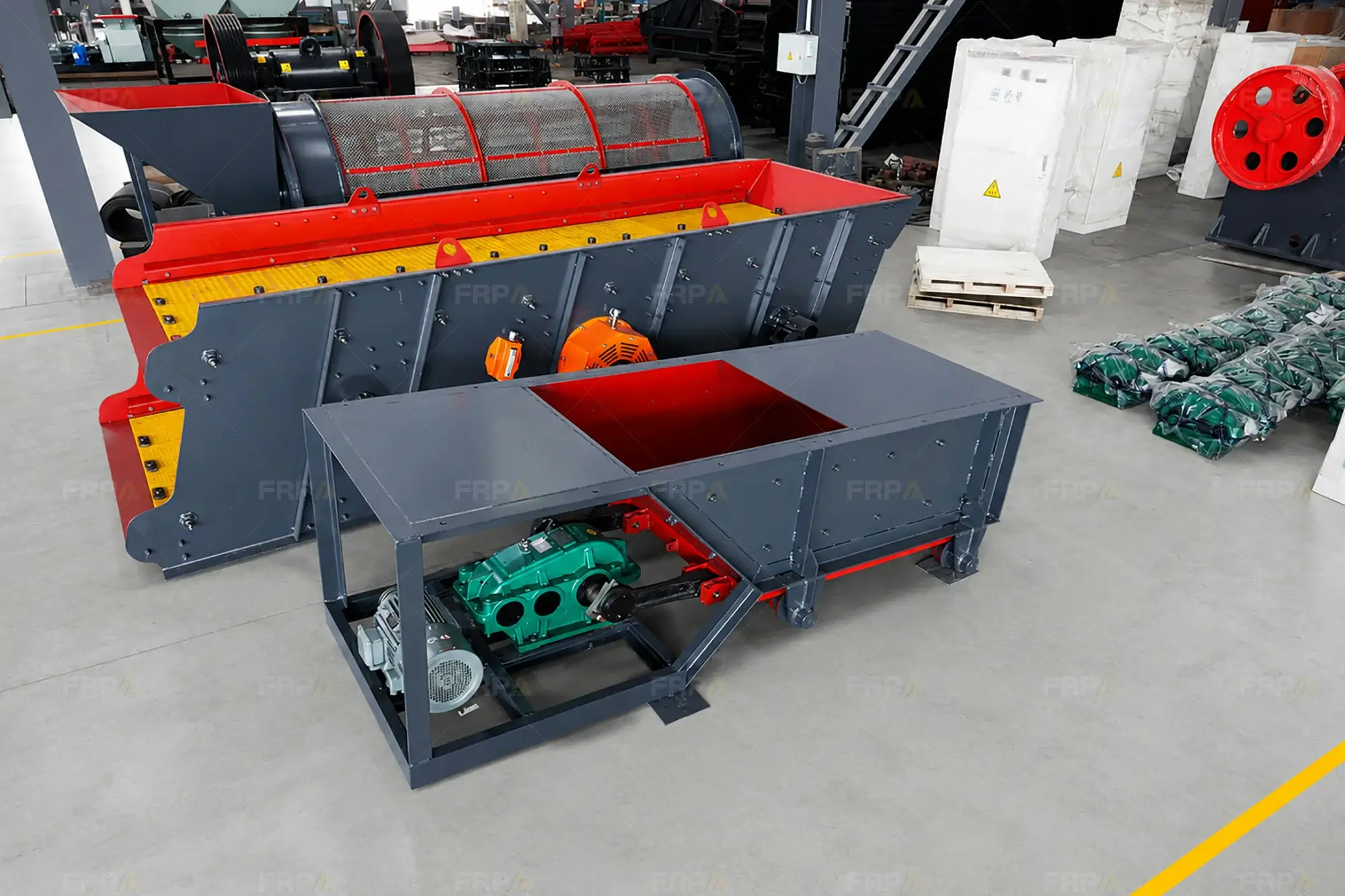 chute feeder (1)
